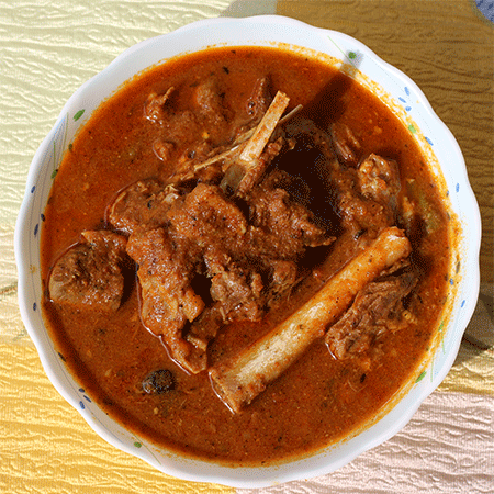 Laal Maas